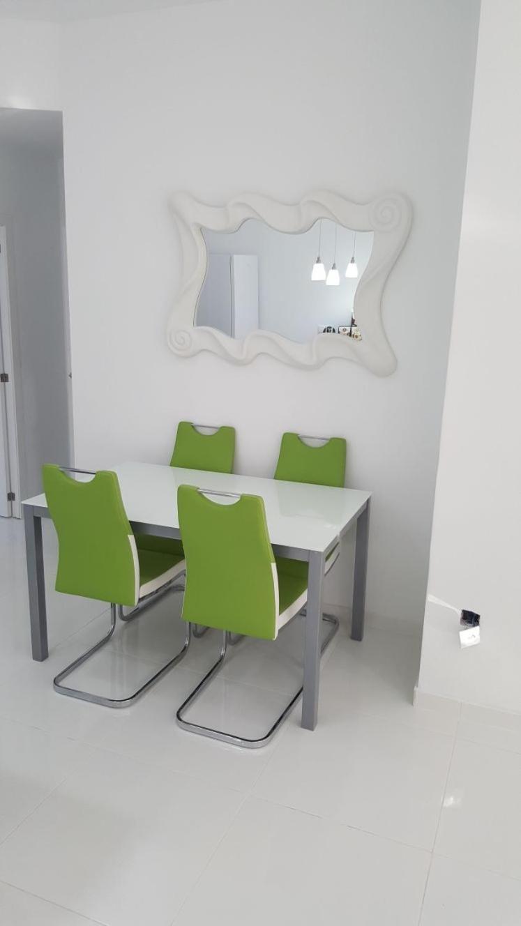 White Apartment لقنت المظهر الخارجي الصورة